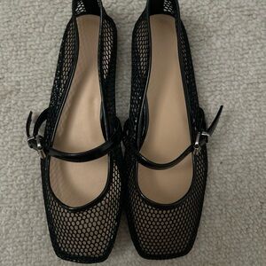 Black Mesh Women's Shoes